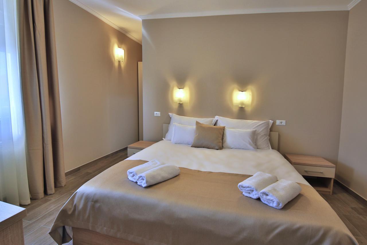B&B Ave Maria Vrpolje Екстериор снимка